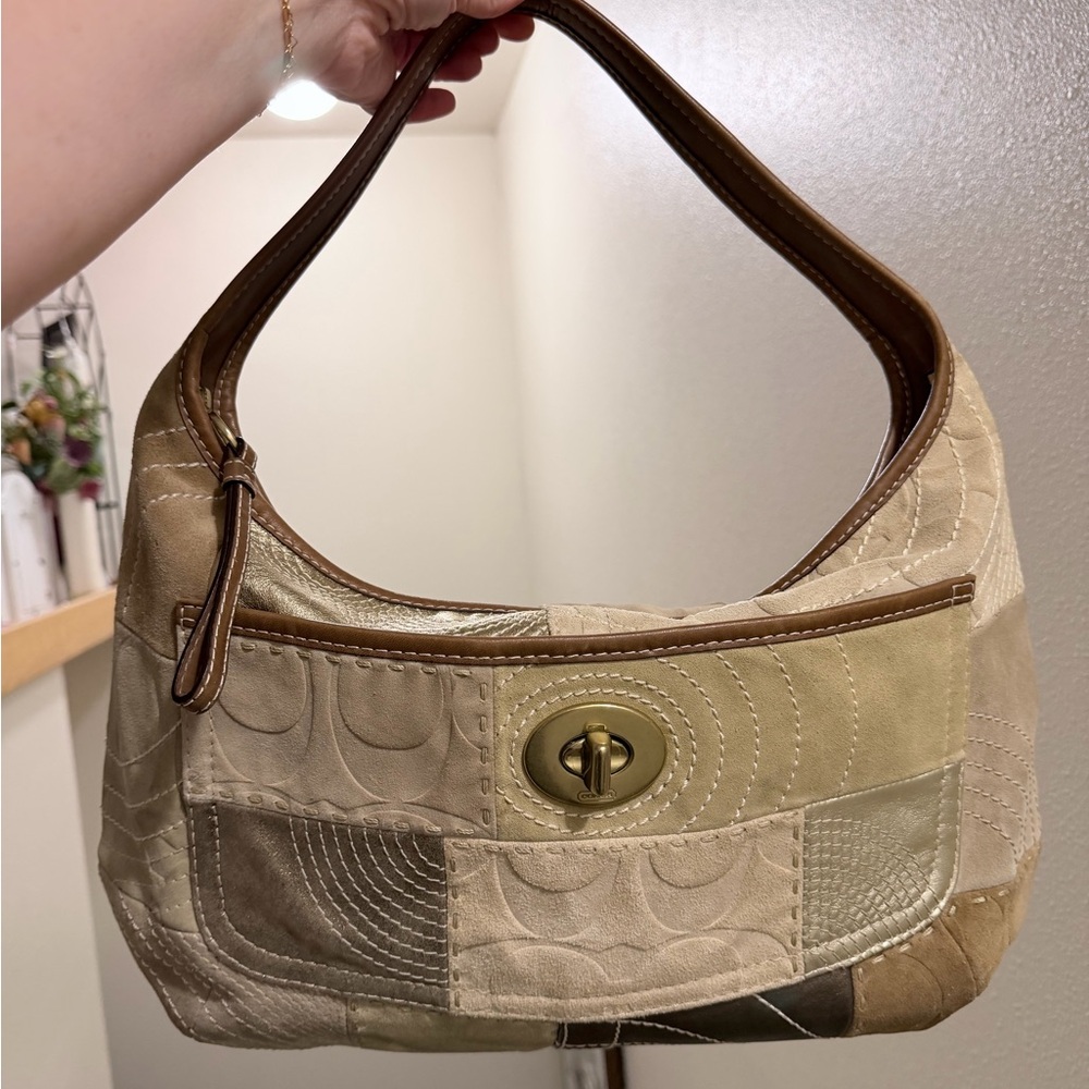 Coach Patchwork XL Ergo Hobo Shoulder Bag in Tan and Gold Y2K - Picture 2 of 12